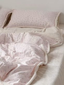 Extra Warm: Rose Soufflé Bedding Set