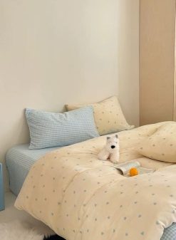 Extra Warm: Misty Heartlight Bedding Set