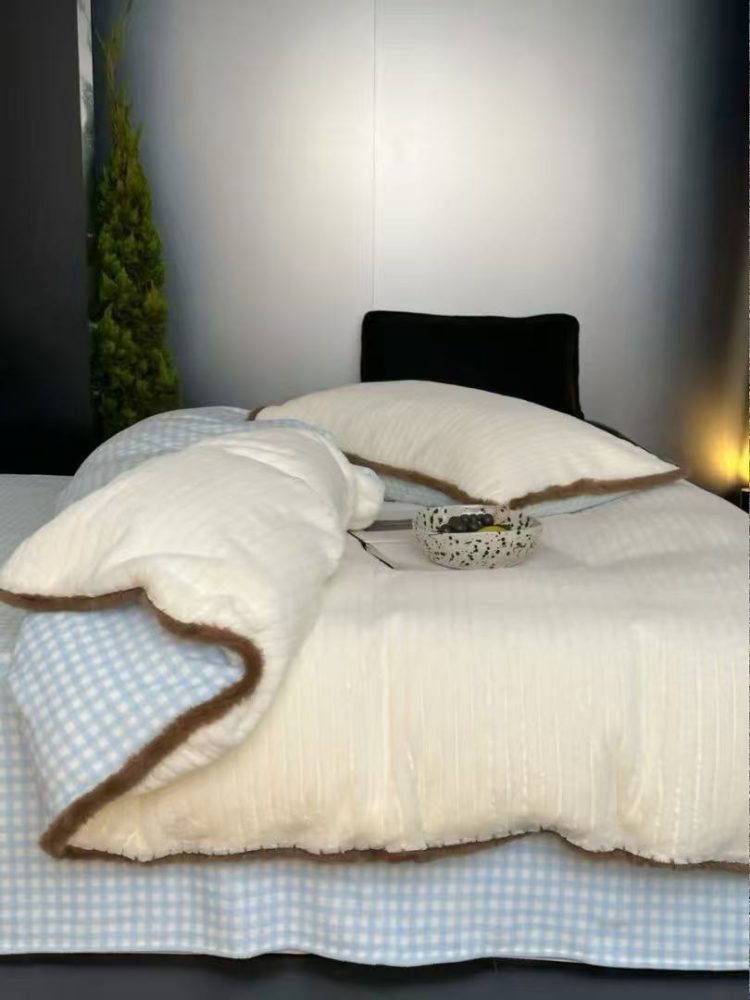 Extra Warm: Blue Cocoa Bedding Set - Image 4