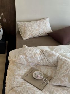 Extra Warm: Moonfern Plush Bedding Set