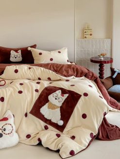Extra Warm: Polka Pup Milk Fleece Bedding Set